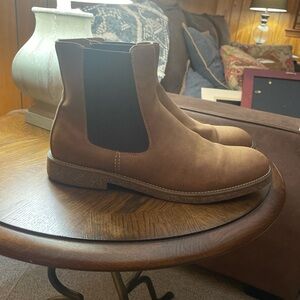 Dockers Tan Chelsea Boots